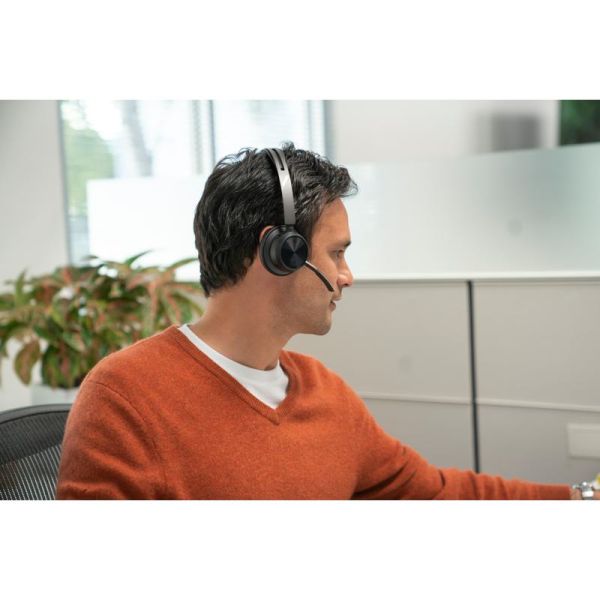 POLY Voyager Focus 2 + adattatore USB-C/A + Base