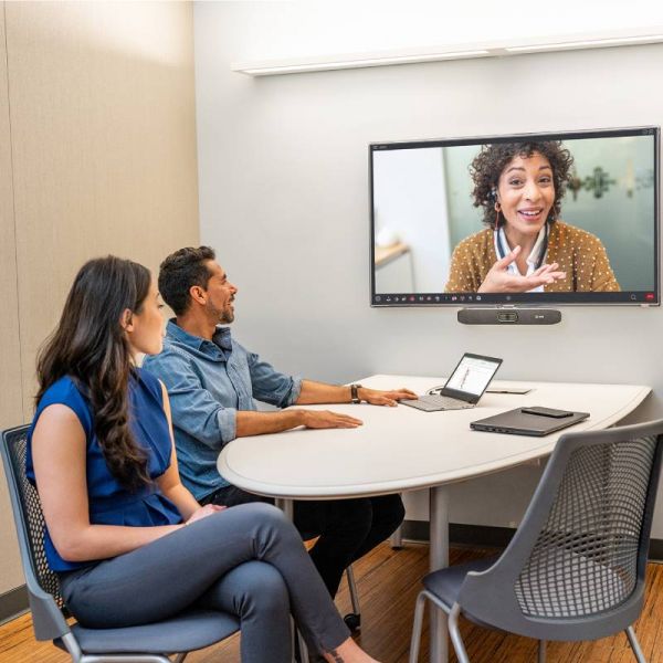 Poly Studio R30 Kit per sale piccole