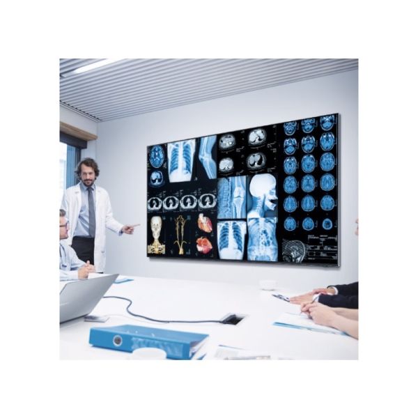 Samsung QP65A monitor a 8K per professionisti