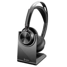 POLY Voyager Focus 2 + adattatore USB-C/A + Base
