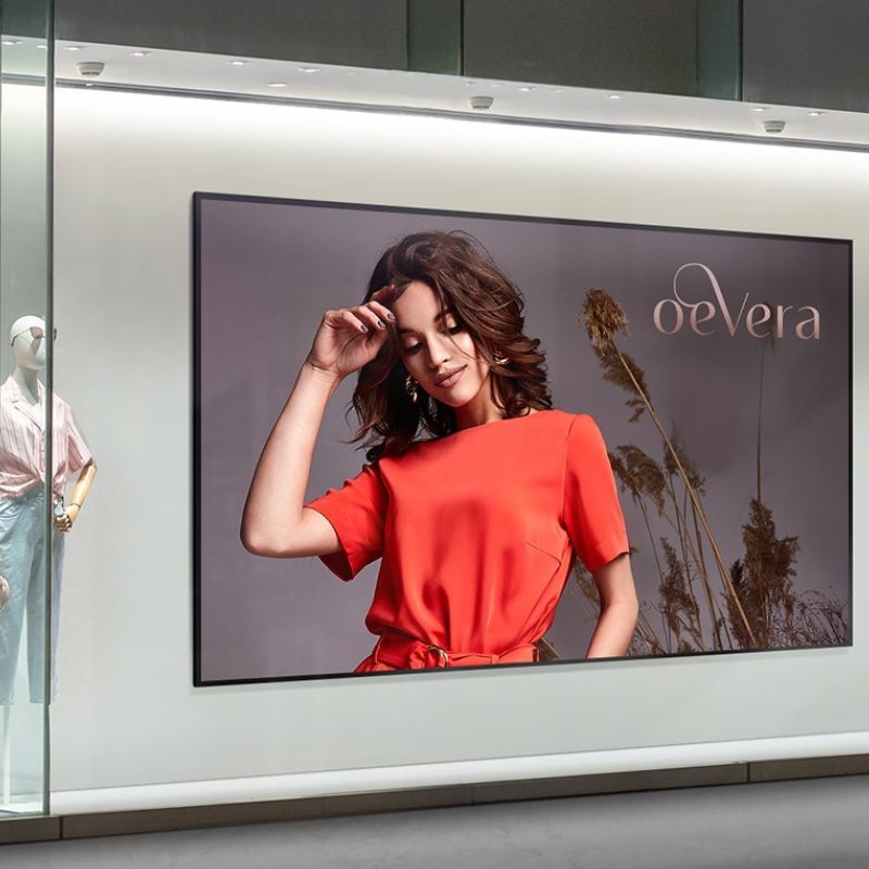 Samsung QH115F Display Signage 4K da 115 pollici