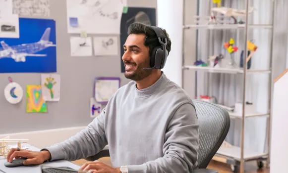 Cuffie Logitech wireless con microfono per chiamate e videoconferenze