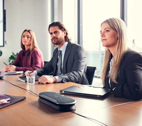 Speakerphone portatili per riunioni flessibili